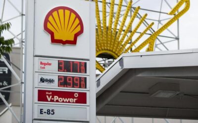 Shell posts $18bn loss as coronavirus pandemic hammers demand for oil and gas