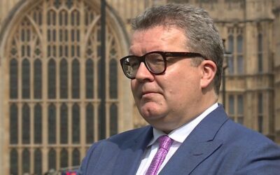 Tom Watson hired by gambling giant Paddy Power as adviser