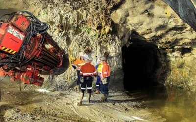 MARKET REPORT: Gold miners tarnished by production troubles