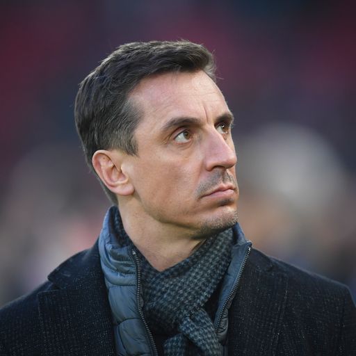 Gary Neville joins calls for overhaul of English football to save struggling clubs